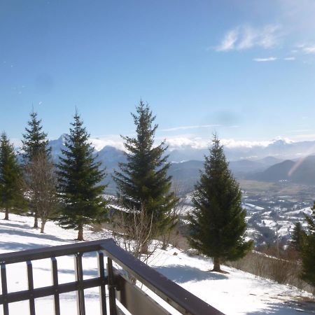Studio Entier Au Calme Avec Vue Panoramique Exceptionelle A 1500M Apartment Comboursiere Exterior foto